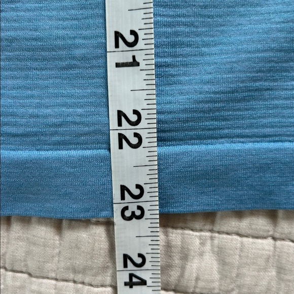 Lululemon swiftly tech sky light blue tank top 10​ - Picture 4 of 11